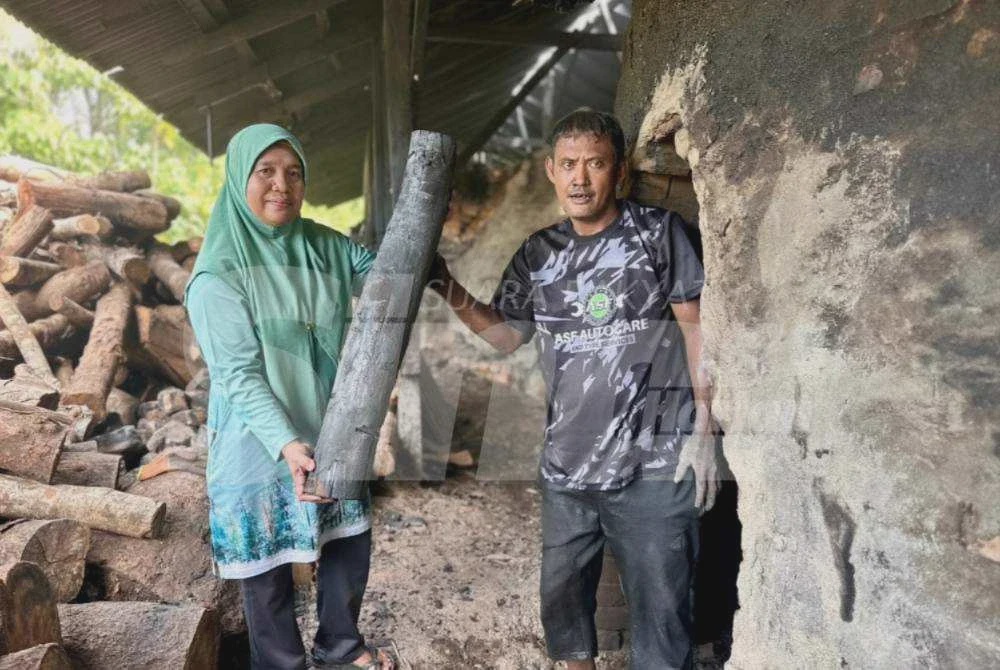 Image from: Pazuriatiayu pertahan warisan arang 45 tahun