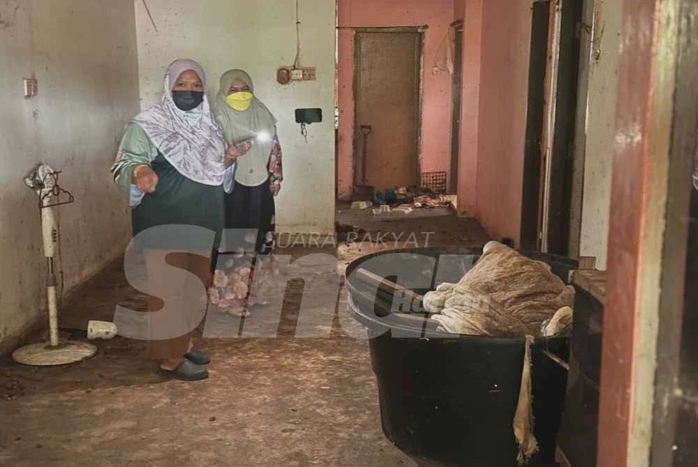 Image from: 'Penyewa dari neraka' - Pintu bilik diroboh, rumah dipenuhi tahi kucing dan sampah sarap