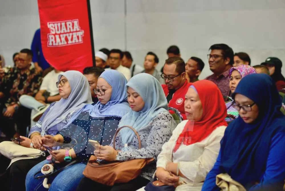 Image from: 'Tidak mustahil BN-PN boleh pergi jauh' - Razlan
