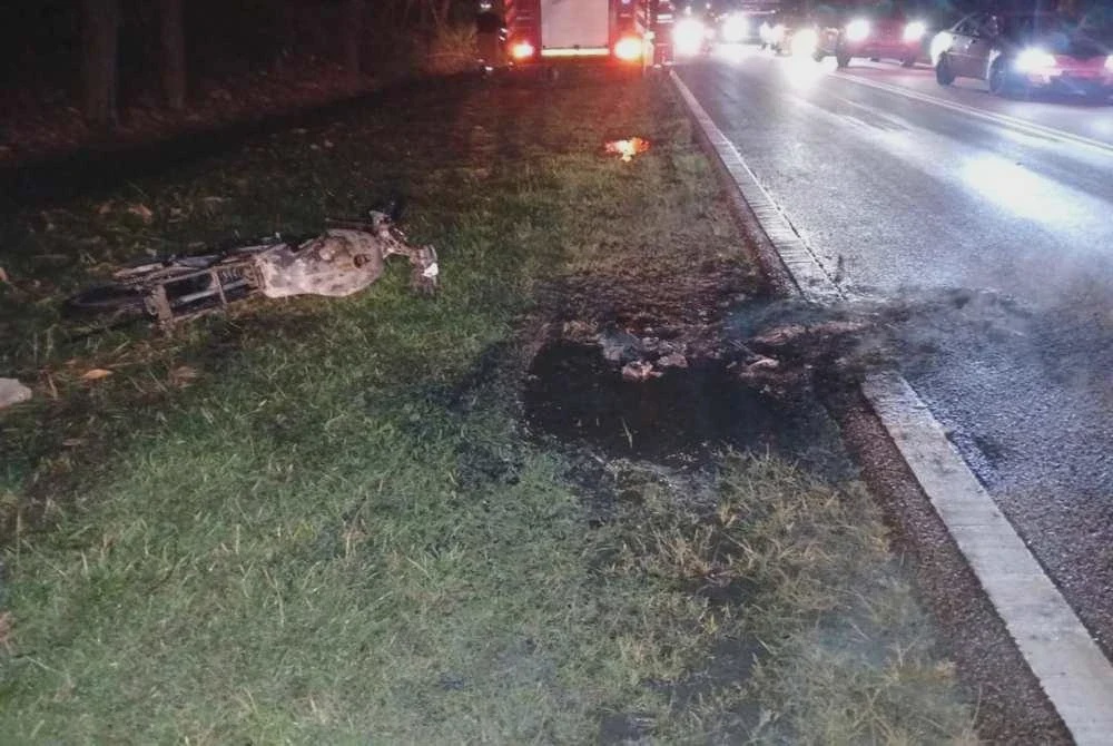 Image from: Tak sempat sampai, dua motosikal terbakar dalam perjalanan ke program RXZ Members