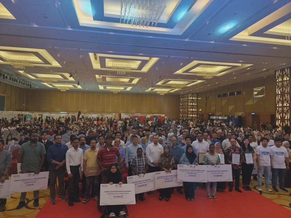 Image from: Pahang ungguli pasaran kerja