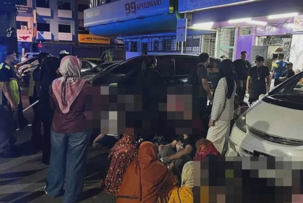 Image from: Diserbu selepas aduan penduduk, 93 PATI dicekup di Danau Kota dan Pekeliling