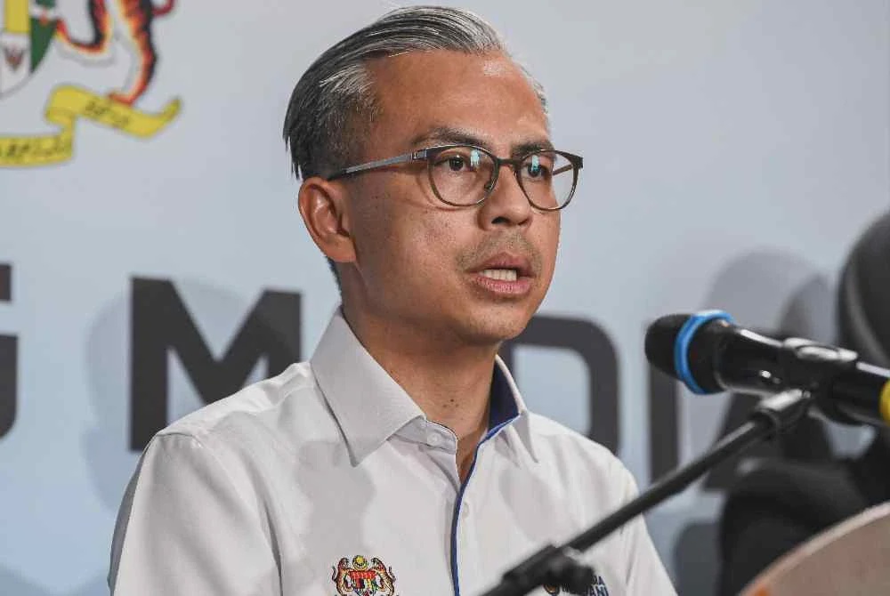 Image from: [VIDEO] Juruterbang Malaysia ditahan: Kerajaan arah tutup segera kelompangan di lapangan terbang