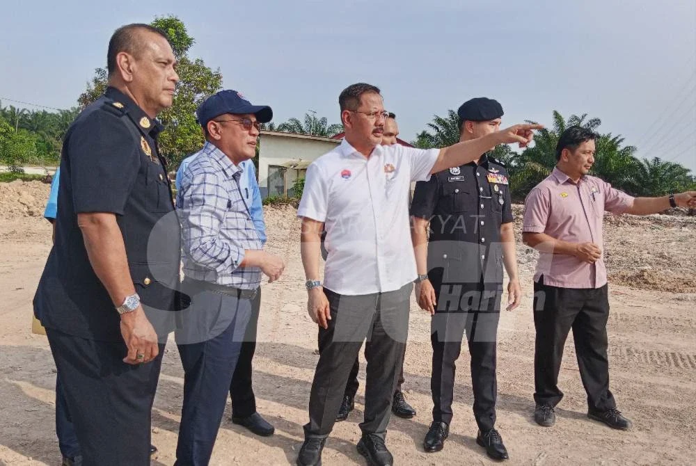 Image from: Lebih lima lokasi di Kukup diarah henti aktiviti tambak, buang sisa binaan