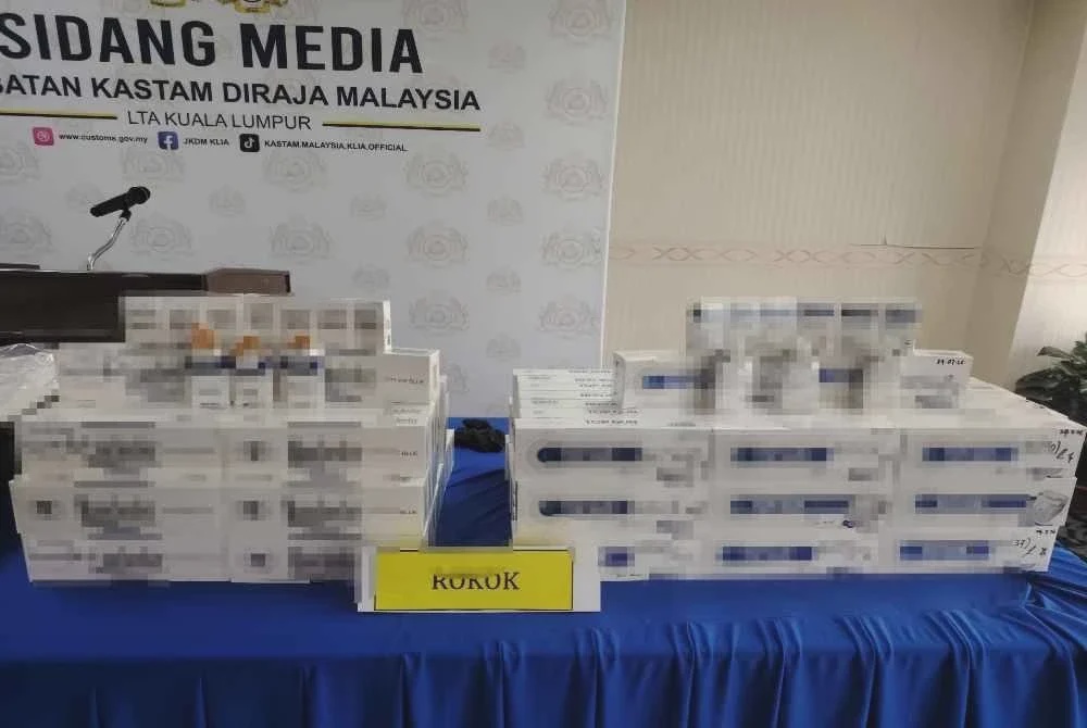 Image from: Seludup rokok, tapi ikrar barang kelengkapan tidur, selipar