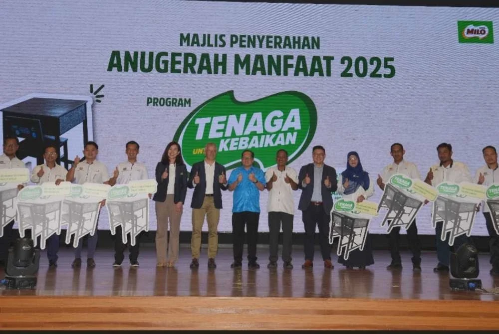 Image from: MILO sumbang 1,000 set meja, kerusi mesra alam