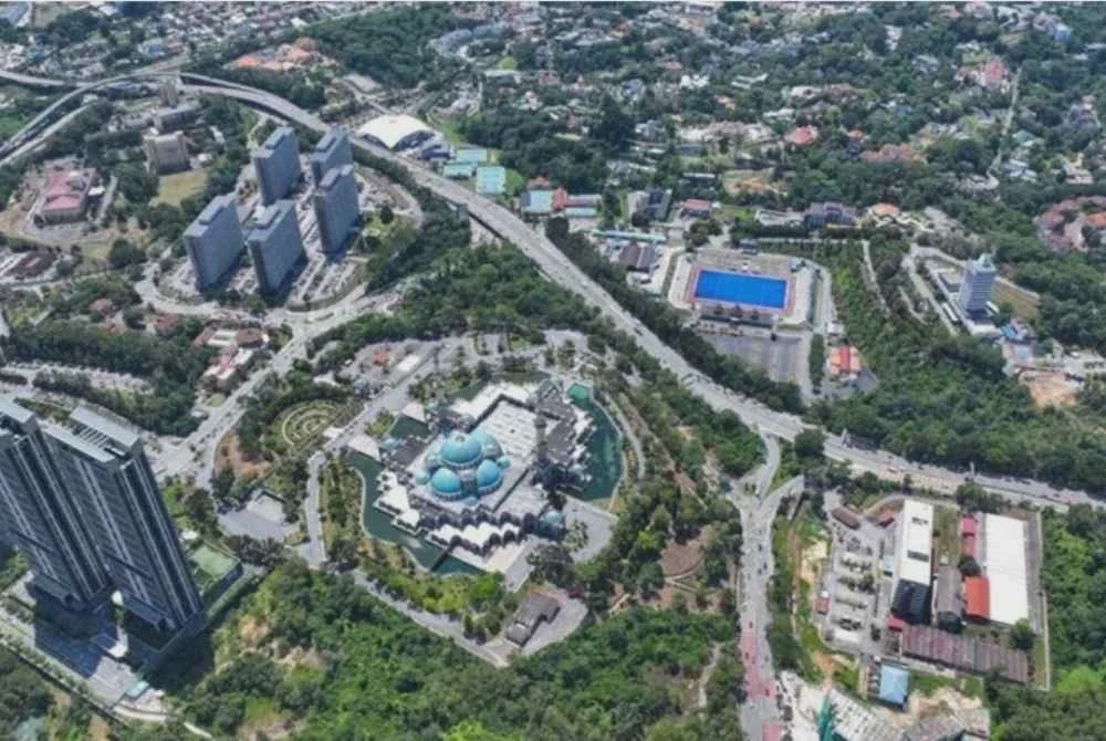 Image from: Kerajaan tawar penyelesaian isu pampasan Duta Enclave
