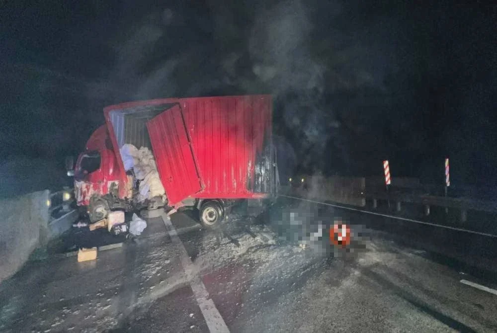 Image from: Penunggang motosikal rentung di LPT2: Mangsa dikenal pasti guru Kolej Tingkatan Enam