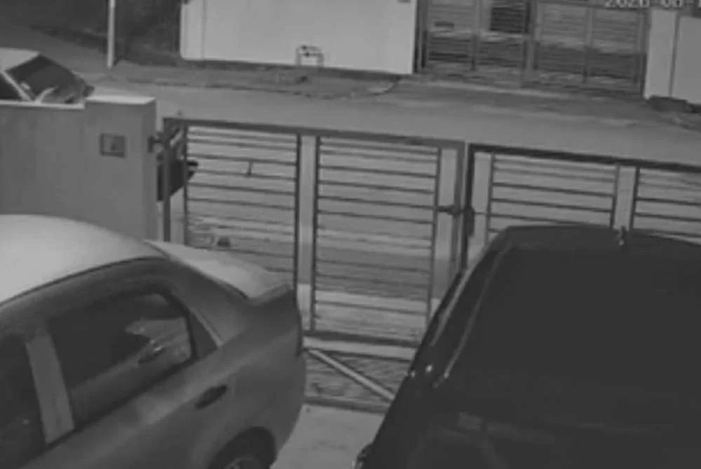 Image from: 'Saya dengar ketukan banyak kali tengah malam, tapi tak ada orang'