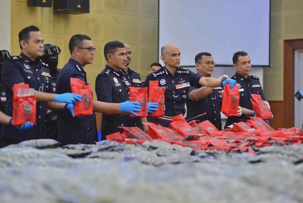 Image from: Dua kenalan antara diberkas, dadah RM37.5 juta dirampas