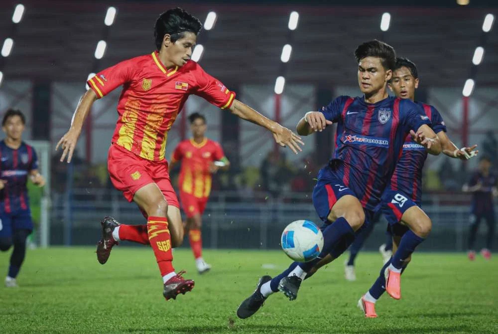 Image from: Johor raih emas sulung bola sepak lelaki Sukma