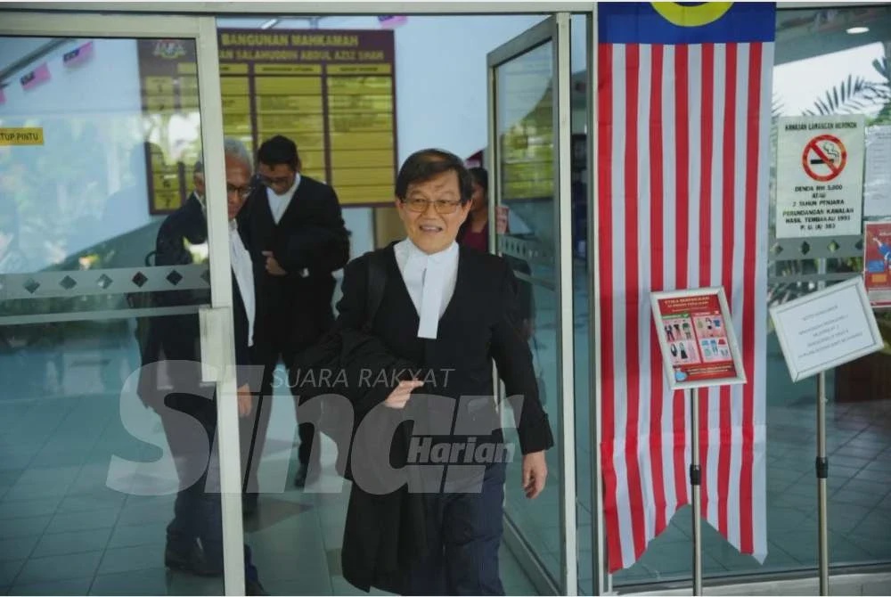 Image from: Mahkamah Tinggi tolak permohonan lucut hak RM21.1 juta, AS$139,650.68, jongkong emas Aman Palestin