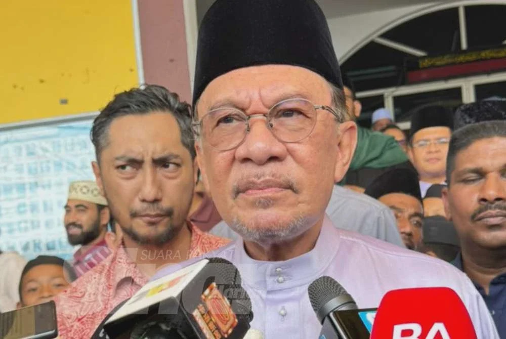 Image from: [VIDEO] Surat Saravanan: Anwar serah kepada SPRM, AGC