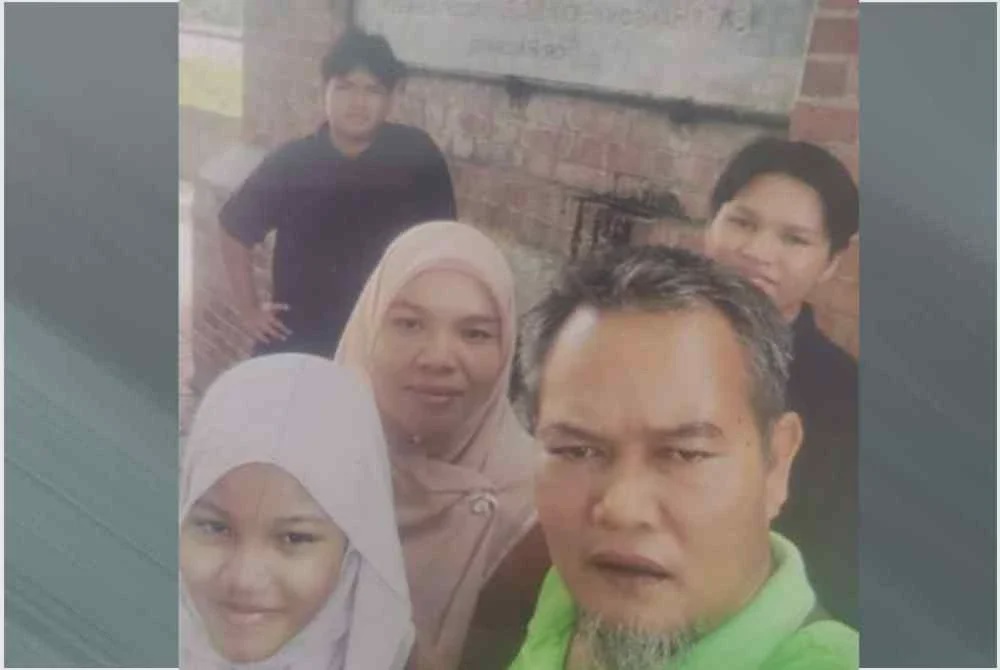 Image from: ‘Anak sempat beritahu rakan' - Muhammad Anas maut terkena renjatan elektrik ketika bermain futsal