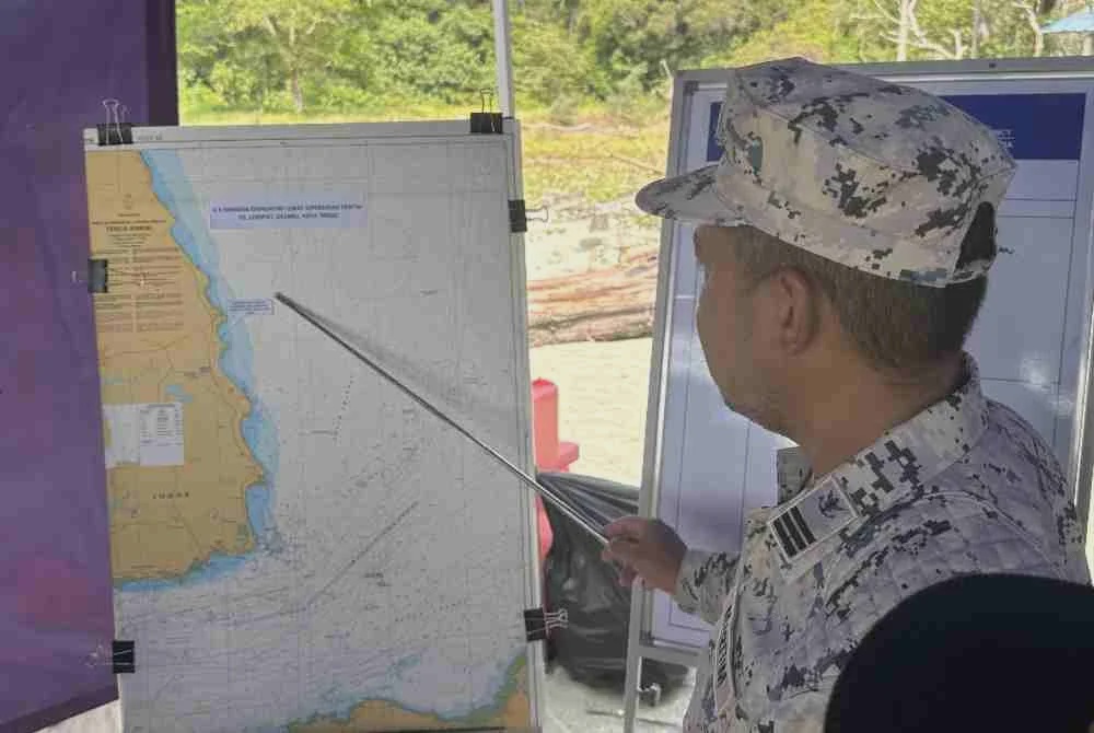 Image from: [VIDEO] SAR tiga mangsa dikhuatiri lemas diperluas hingga dua batu nautika