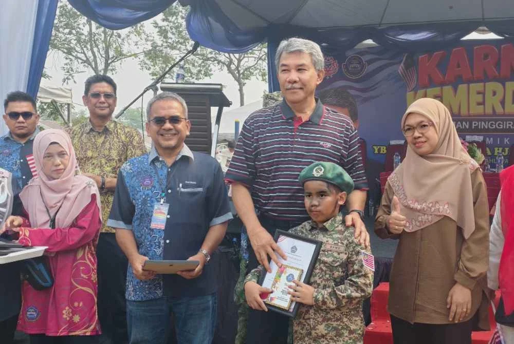Image from: Banjir Nepal: Malaysia sedia hantar pakar DNA bantu pengecaman mangsa