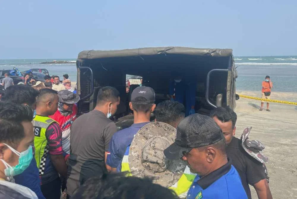 Image from: Tragedi Pantai Tanjung Lompat: Mangsa terakhir ditemukan
