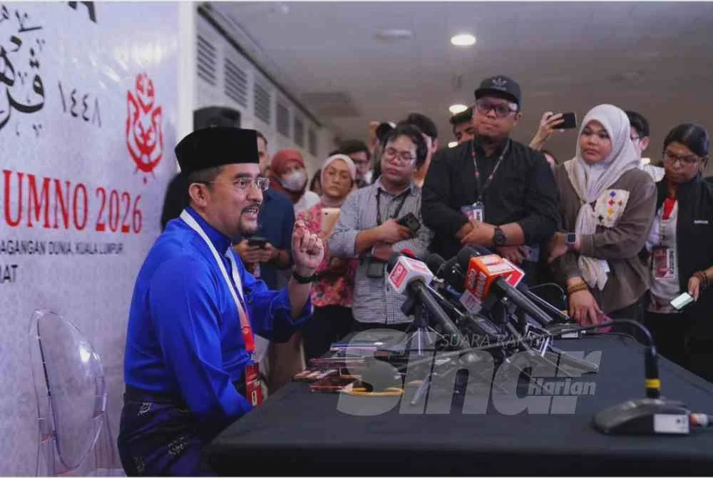 Image from: [VIDEO] UMNO mahu 'Kerajaan Perpaduan', bukan 'Kerajaan Madani' - Asyraf Wajdi