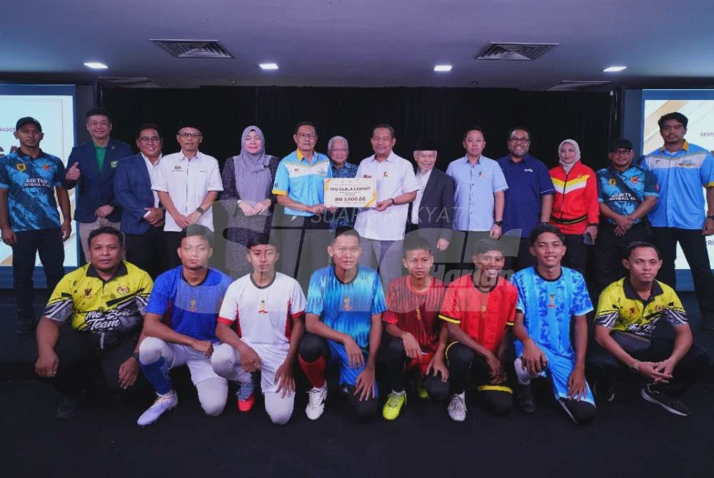 Image from: 48 sekolah rebut Piala Jubli Perak Sultan Selangor, cungkil bakat muda bola sepak