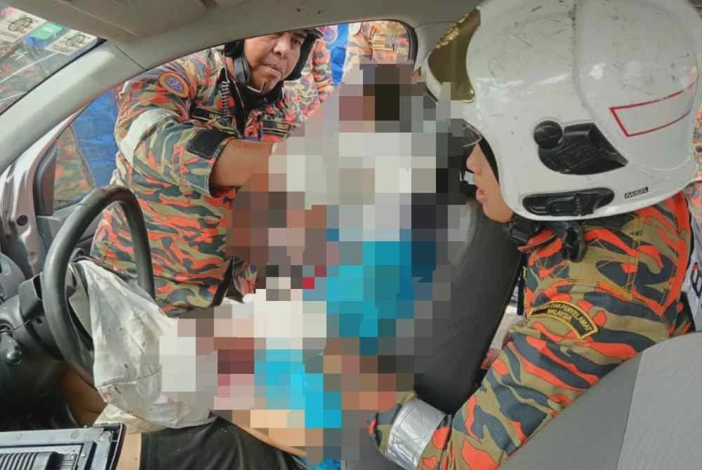 Image from: Wanita cedera parah di muka, besi pengadang tembusi Myvi