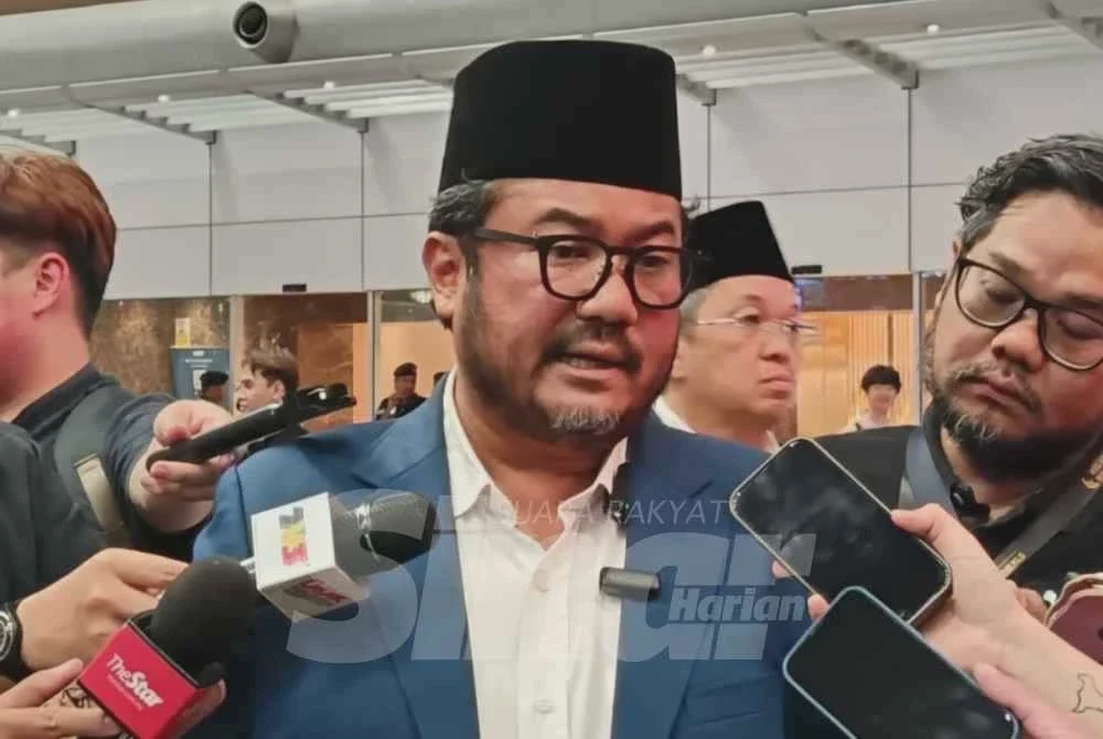 Image from: Tuanku Muhriz pulang untuk selesaikan kemelut Negeri Sembilan
