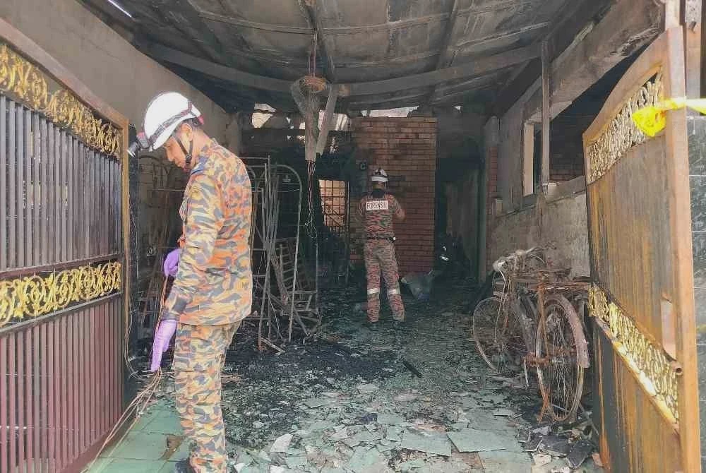 Image from: Tiga sekeluarga maut: 'Adik cuma sempat pegang tangan mak'