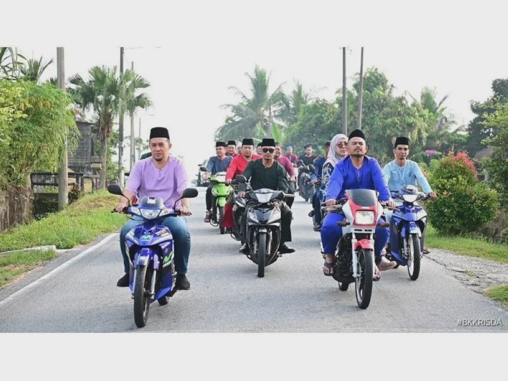 Image from: RISDA sumbang kit jenazah kepada 26 masjid di Tenggara