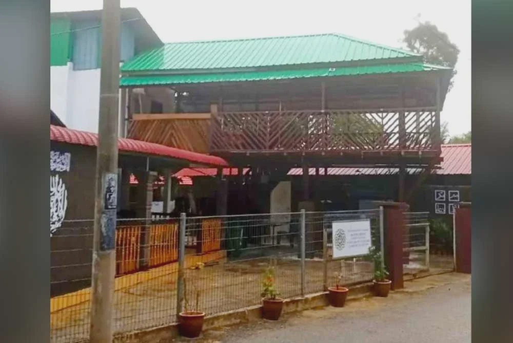 Image from: Masjid hampir 100 tahun jadi 'rumah ilmu' anak asnaf