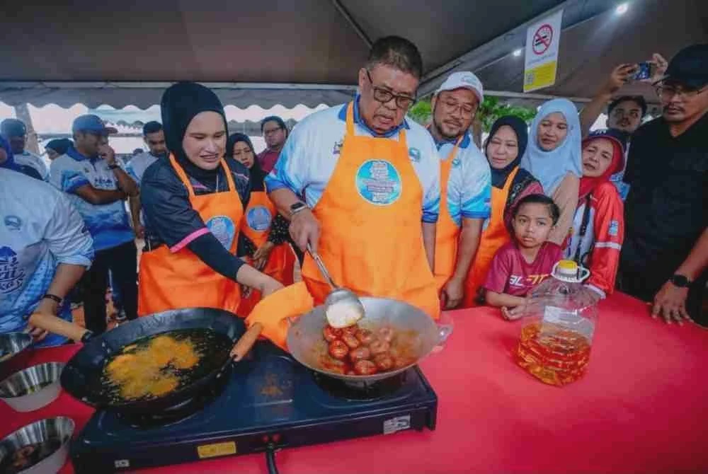 Image from: 30 perahu berhias semarak Festival Sungai Melaka 2026