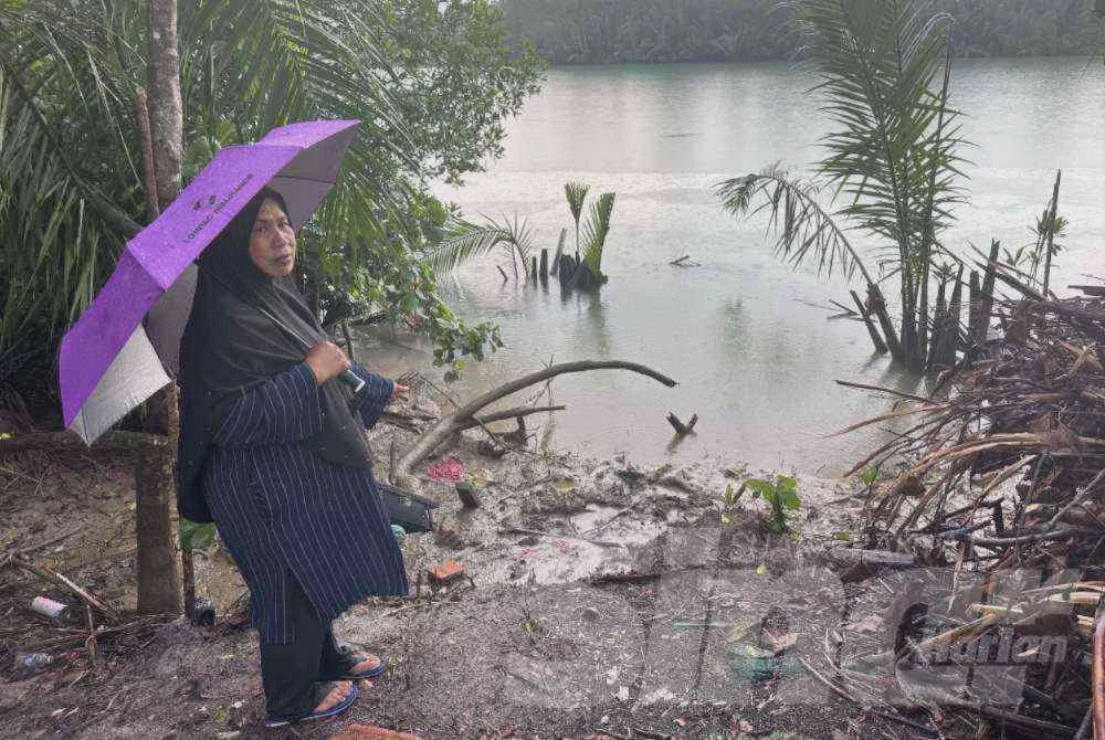 Image from: Budak maut dicampak dalam sungai: Puteri Nur Afiyah pulang ke kampung bersama bapa untuk ambil ubat