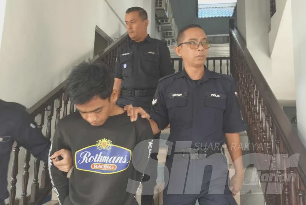 Image from: [VIDEO] Selak baju jiran sedang tidur, tukang mesin rumput dipenjara 11 bulan