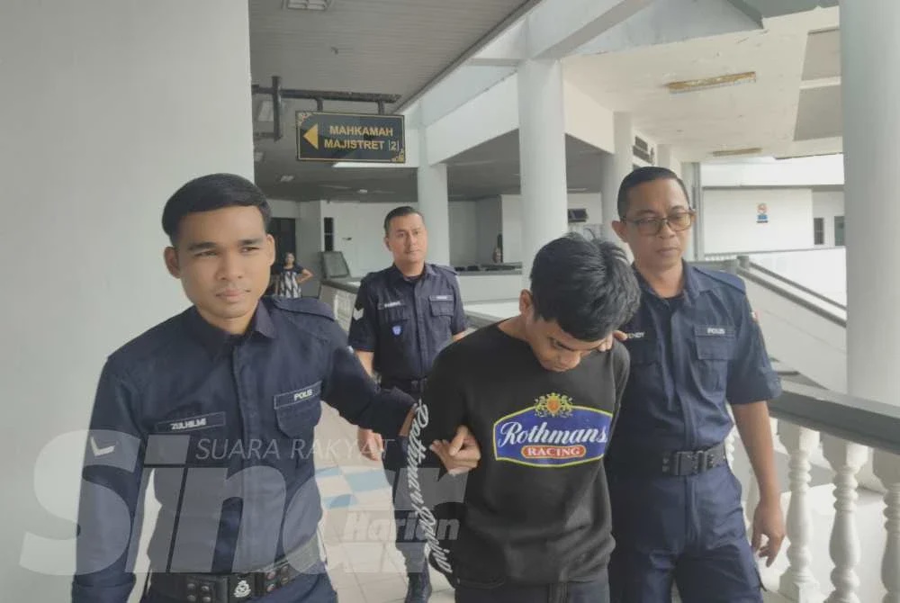 Image from: [VIDEO] Selak baju jiran sedang tidur, tukang mesin rumput dipenjara 11 bulan