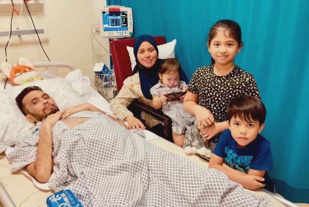Image from: 'Saya tak mampu gantikan ayah mereka, tapi saya akan jaga mereka'