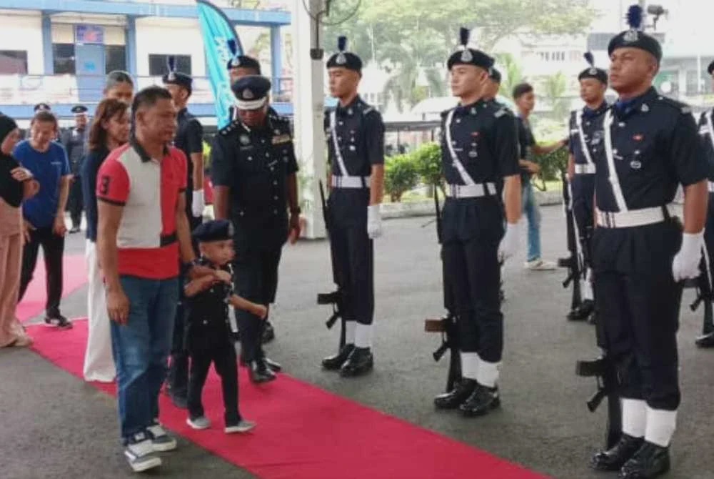 Image from: Impian kanak-kanak jadi pegawai polis tercapai