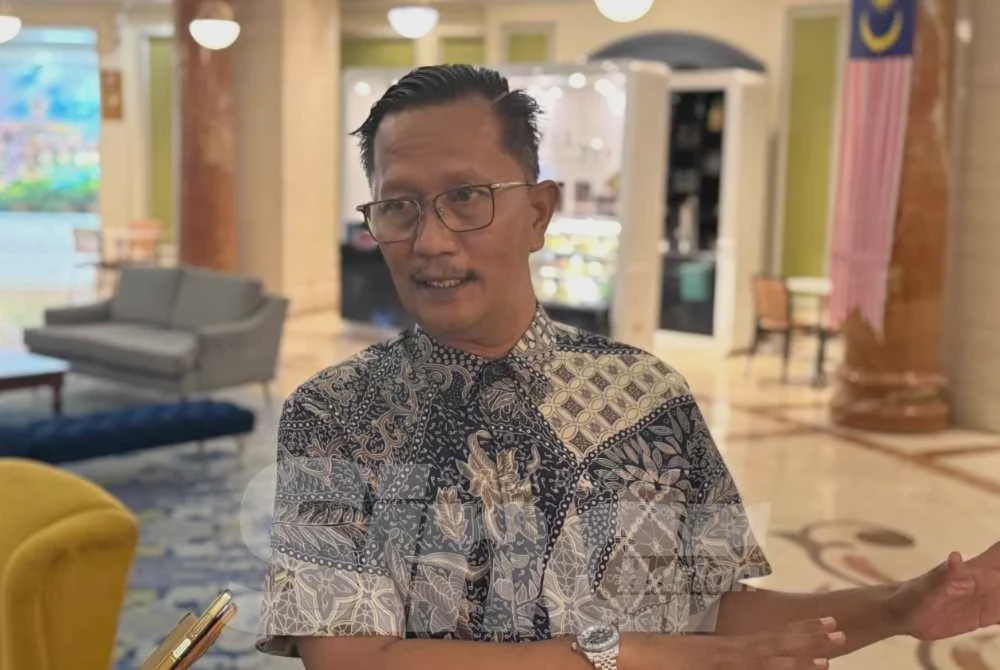 Image from: Pimpinan Bersatu, PH Melaka hadiri jamuan makan malam tertutup