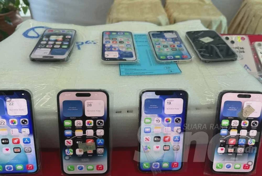 Image from: iPhone ‘refurbished’ RM716,000 disembunyi dalam bot sayur