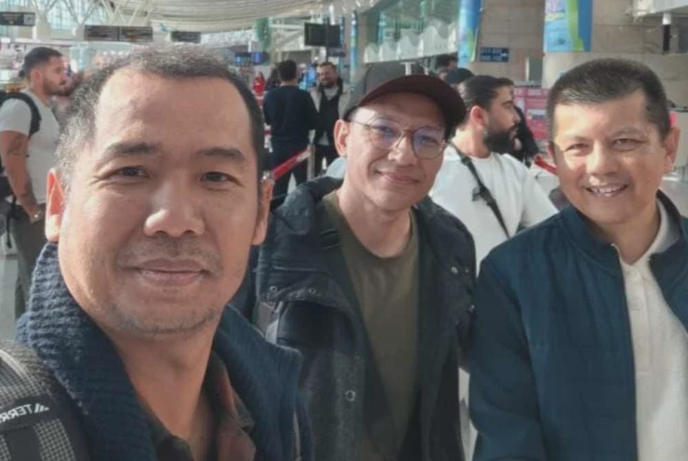 Image from: [VIDEO] Tiga jam cemas dalam kapal, lelaki buat kacau jerit free Israel terpaksa diikat