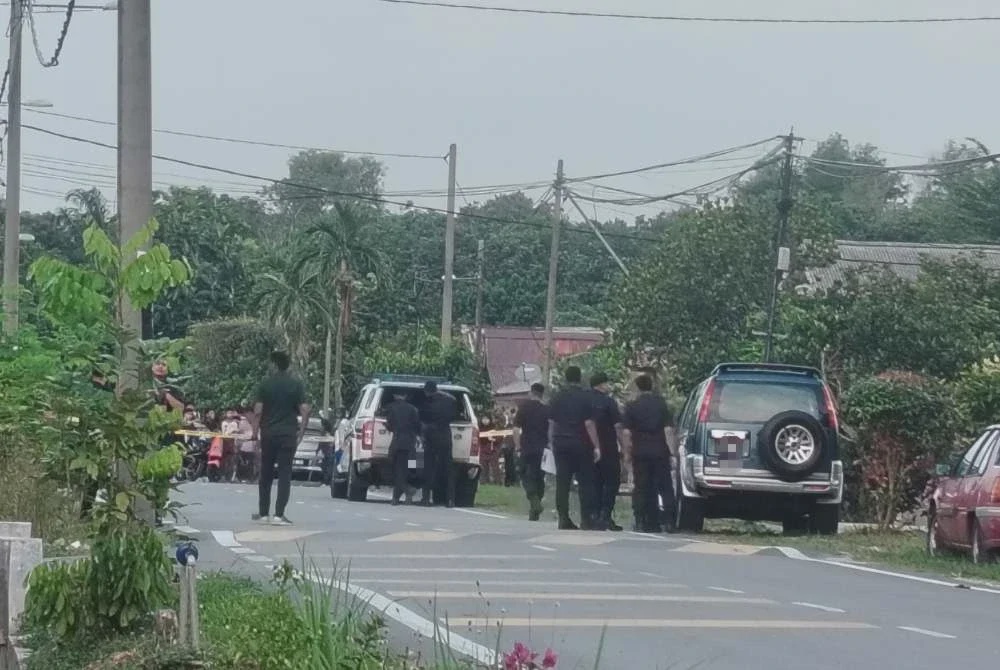 Image from: Pemandu roro terkejut bungkusan 'berat' dibawa pulang rupanya bom