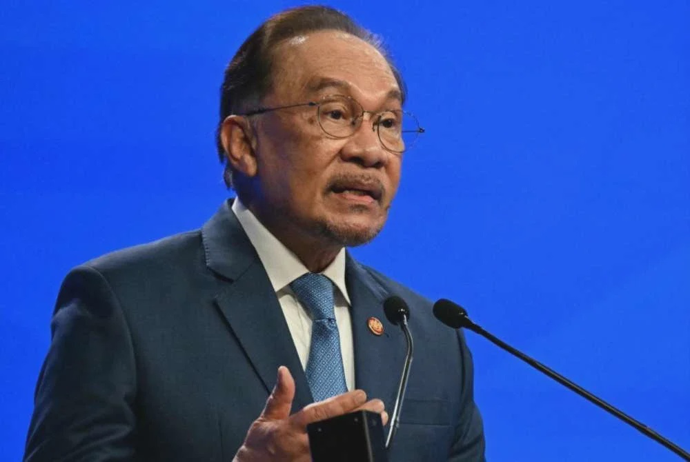 Image from: [VIDEO] 'Jangan sembunyikan isu pelajar semata-mata jaga nama sekolah' - PM