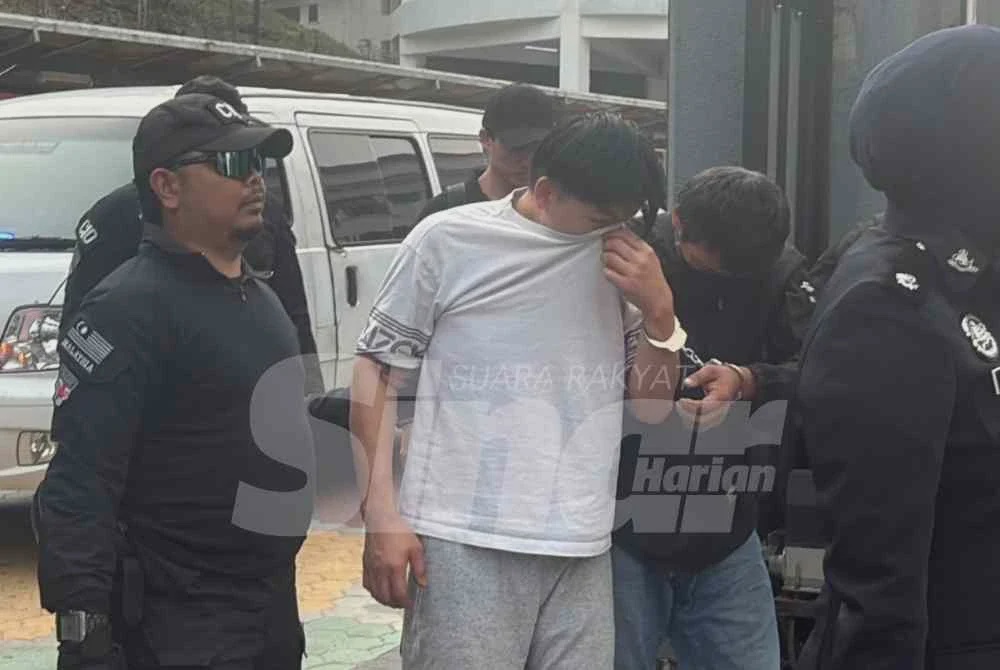 Image from: Pengarah syarikat, pekerja kilang didakwa curi 'lori hijau', halang tugas polis
