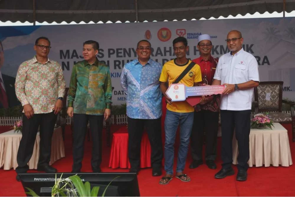 Image from: PRN Melaka: ‘Kalau tak ada pilihan, logo Pas lah, orang tak fobia dah' - Sanusi