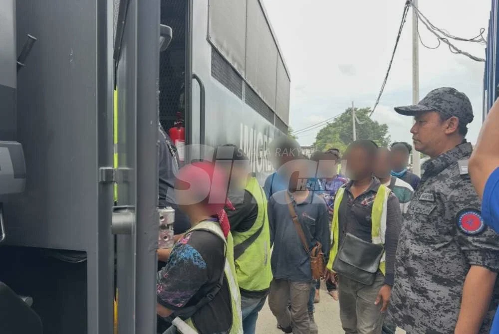 Image from: 'Tiada jam berlalu tanpa operasi' – JIM tahan 228 warga asing setiap hari
