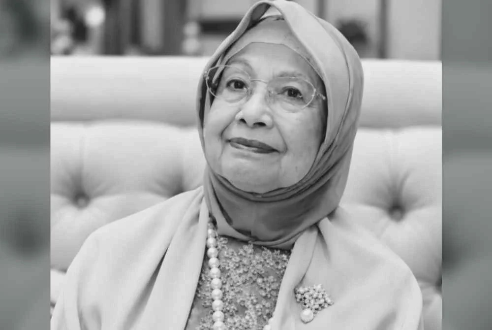 Image from: 'Dalam kesedihan begitu memedihkan, saya bersyukur ALLAH pinjamkan Hasmah sebegitu lama' - Tun M
