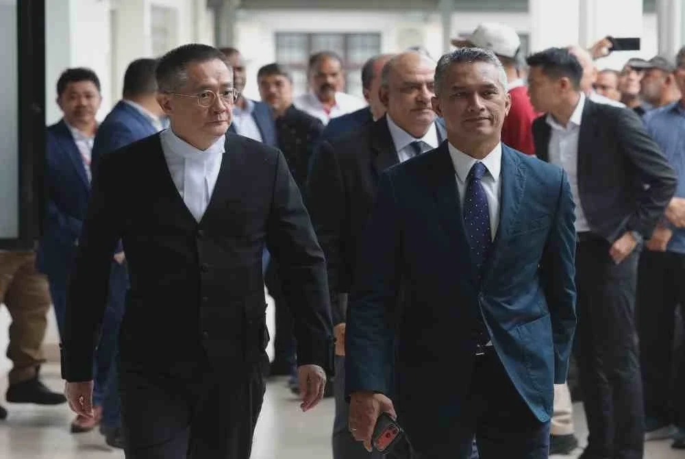 Image from: Anggota polis dakwa kepala dihantuk empat kali, jalani rawatan psikiatri akibat dikasari Mohd Shuhaily - Peguam