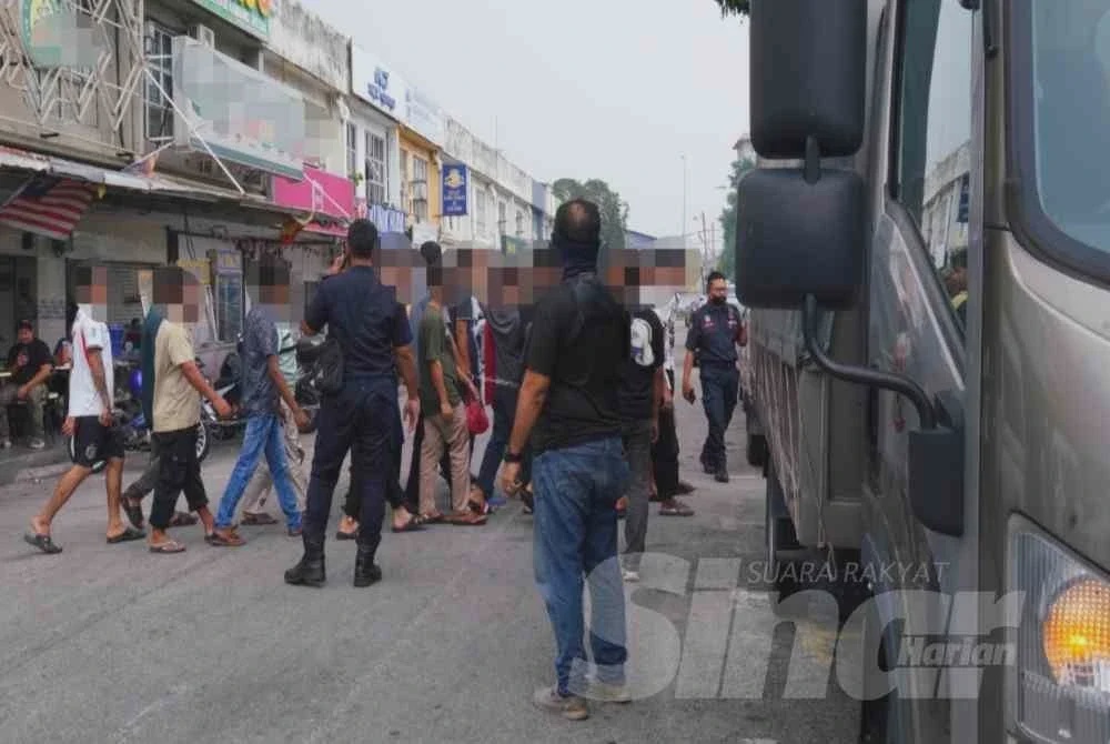 Image from: Ada warga tempatan datang mengaku 'majikan', 'penjaga'
