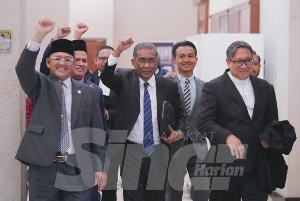 Image from: [VIDEO] Mahkamah Tinggi gantung notis RoS isu pembatalan pendaftaran PN