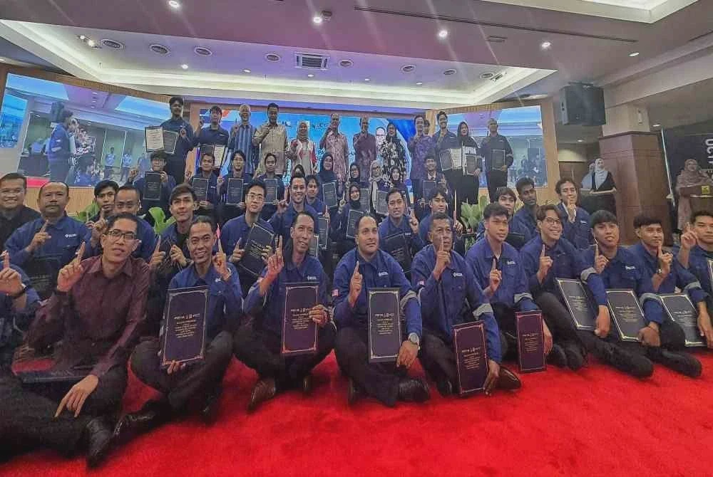 Image from: Teruja, berdebar pikul tanggungjawab operasi ECRL