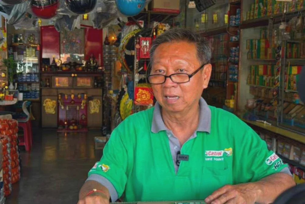 Image from: Air terawat akhiri penantian penduduk Sungai Chalit