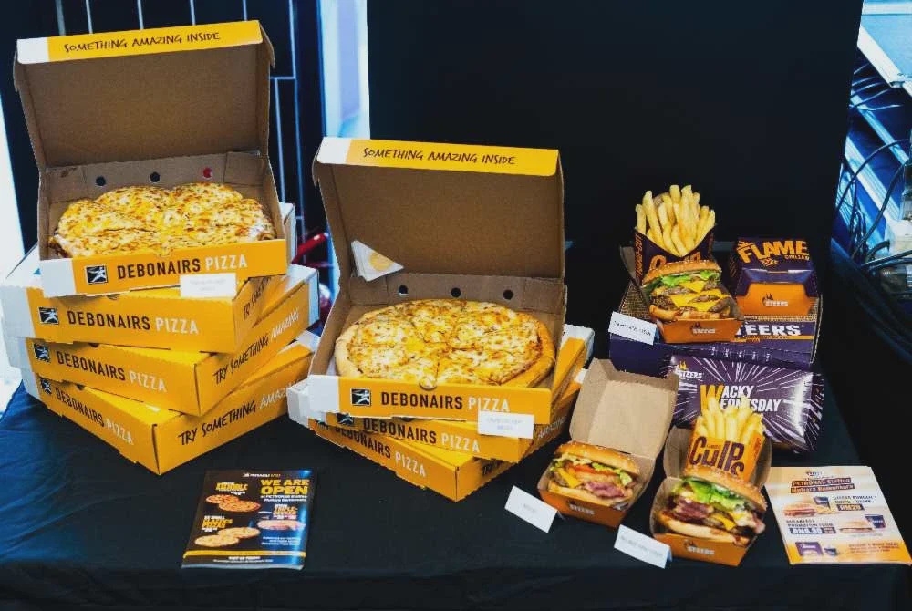 Image from: Steers Drive-Thru, Debonairs Pizza kini dibuka di Petronas Mutiara Damansara