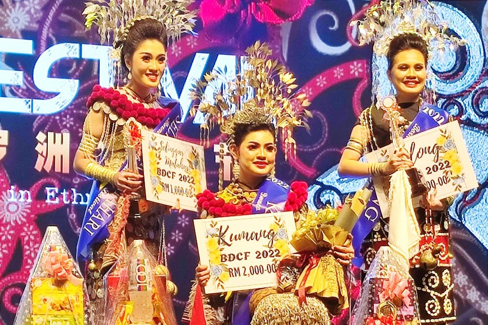 Traditional Dayak Beauty Pageants To Maintain Relevance In Preserving traditional-dayak-beauty-pageants-to-maintain-relevance-in-preserving